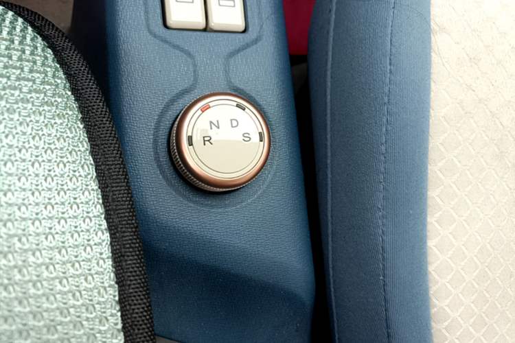 Used Dongfeng Fengon MINIEV 2022 Candy Edition Half-Sugar Gear Lever