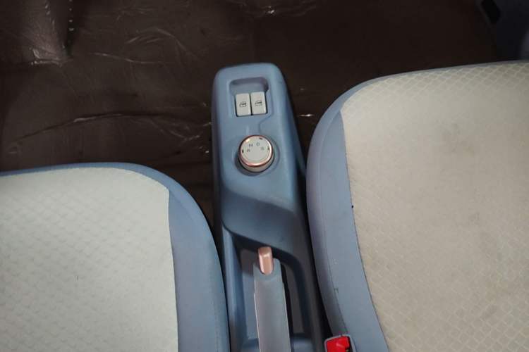 Used Dongfeng Fengon MINIEV 2022 Candy-Style Marshmallow Gear Lever