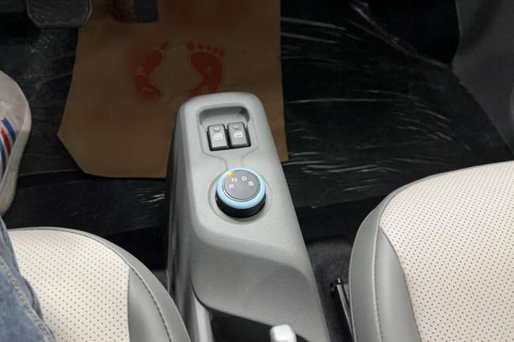 Used Dongfeng Fengon MINIEV 2022 Candy Edition - Jiuyao Version Gear Lever