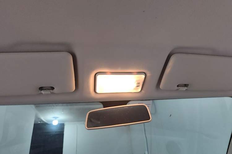 Used Dongfeng Fengon MINIEV 2022 Candy-Style Marshmallow Headliner