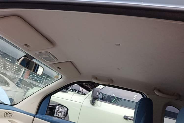 Used Dongfeng Fengon MINIEV 2022 Candy Edition Half-Sugar Headliner