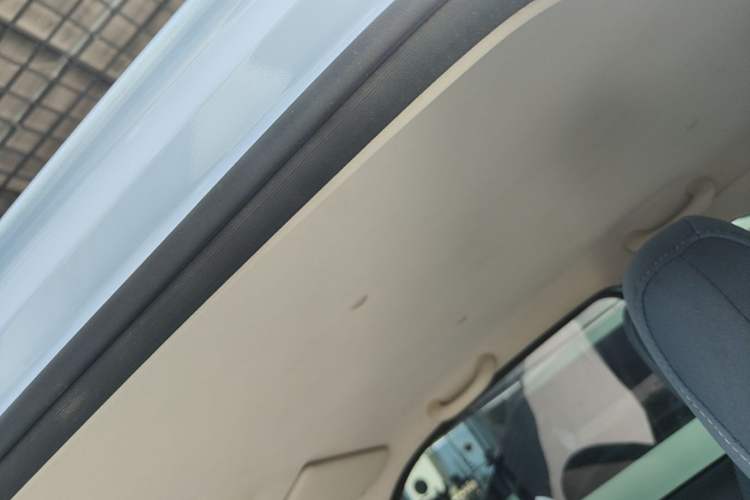 Used Dongfeng Fengon MINIEV 2022 Candy-Style Marshmallow Headliner