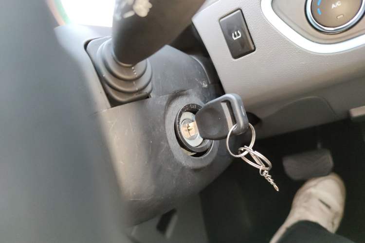 Used Dongfeng Fengon MINIEV 2022 Simple Style Comfort Version Interior 1