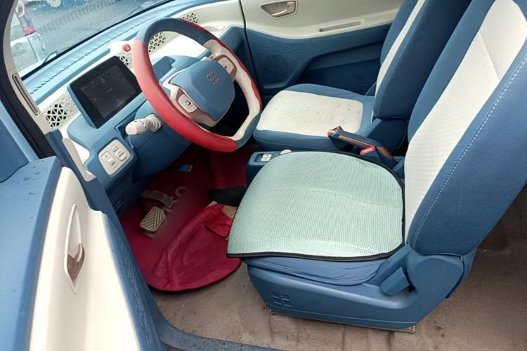 Used Dongfeng Fengon MINIEV 2022 Candy Edition Half-Sugar Left Front Seat