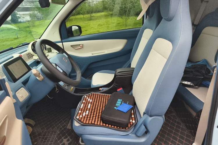 Used Dongfeng Fengon MINIEV 2022 Candy-Style Marshmallow Left Front Seat
