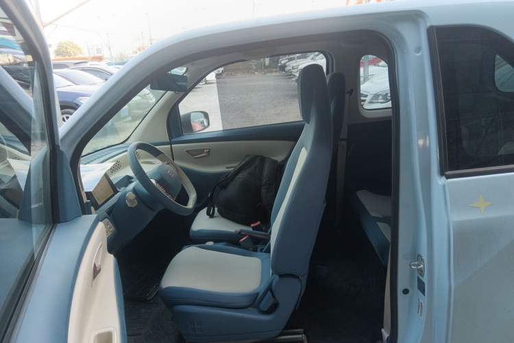 Used Dongfeng Fengon MINIEV 2022 Candy Edition Full Sugar Left Front Seat