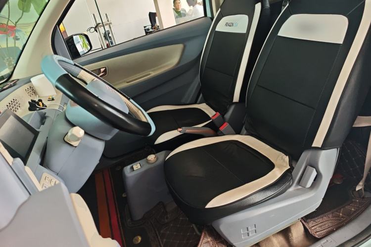 Used Dongfeng Fengon MINIEV 2022 Candy Edition Half-Sugar Left Front Seat