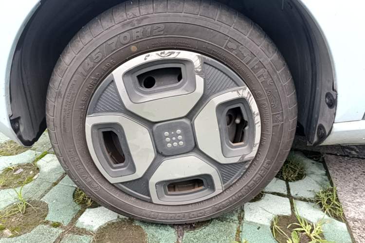 Used Dongfeng Fengon MINIEV 2022 Candy Edition Half-Sugar Left Front Wheel Hub