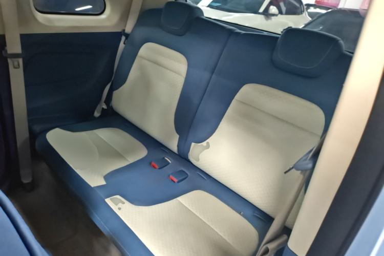 Used Dongfeng Fengon MINIEV 2022 Candy-Style Marshmallow Left Rear Seat
