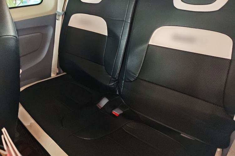 Used Dongfeng Fengon MINIEV 2022 Candy Edition Half-Sugar Left Rear Seat