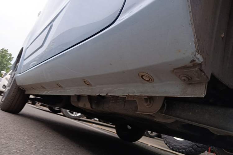 Used Dongfeng Fengon MINIEV 2022 Candy Edition Half-Sugar Left Side Sill