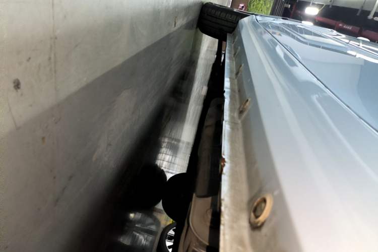 Used Dongfeng Fengon MINIEV 2022 Candy Edition Half-Sugar Left Side Sill