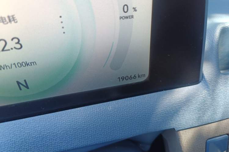 Used Dongfeng Fengon MINIEV 2022 Candy-Style Marshmallow Odometer Close Up