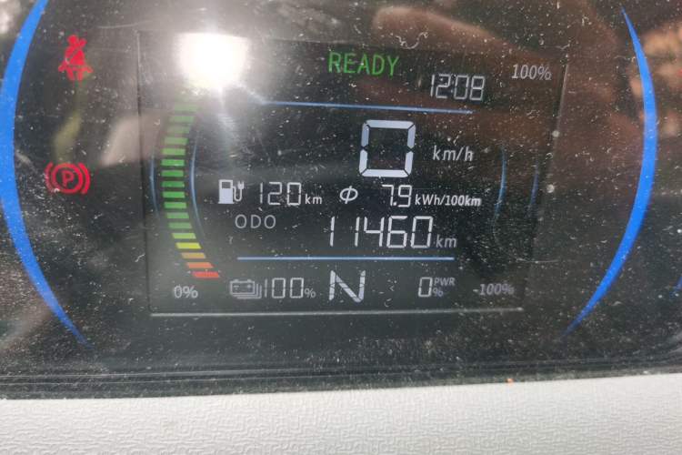 Used Dongfeng Fengon MINIEV 2022 Shishi Style Practical Version Odometer Close Up
