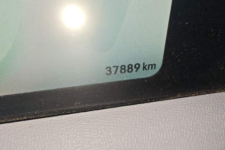 Used Dongfeng Fengon MINIEV 2022 Candy Edition Half-Sugar Odometer Close Up