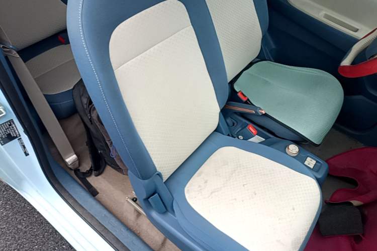 Used Dongfeng Fengon MINIEV 2022 Candy Edition Half-Sugar Right Front Seat
