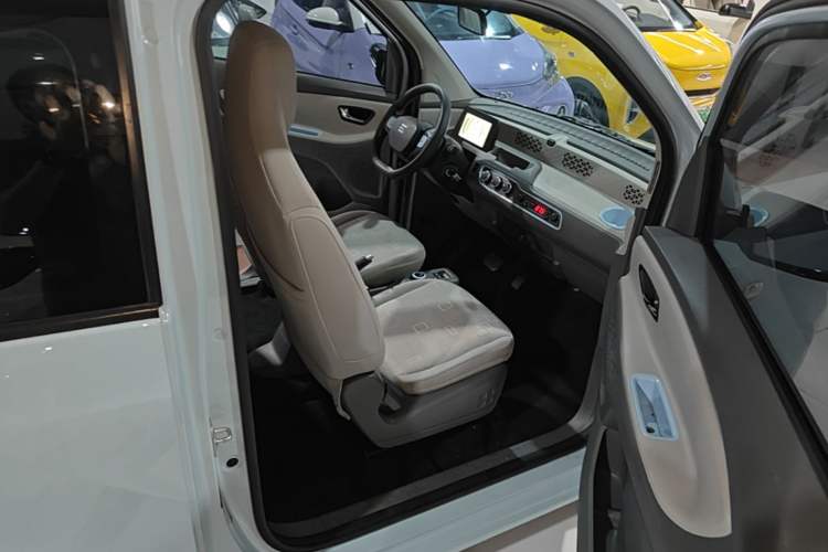 Used Dongfeng Fengon MINIEV 2022 Simple Style Comfort Version Right Front Seat