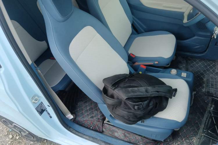 Used Dongfeng Fengon MINIEV 2022 Candy Edition Full Sugar Right Front Seat