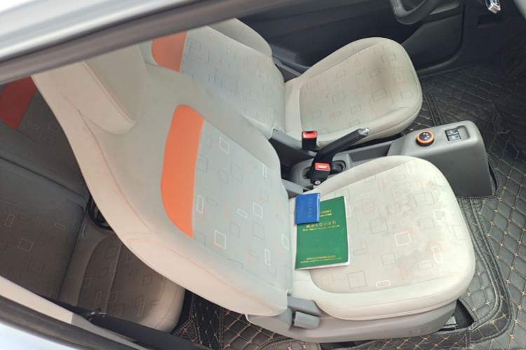 Used Dongfeng Fengon MINIEV 2022 Shishi Style Luxury Version Right Front Seat