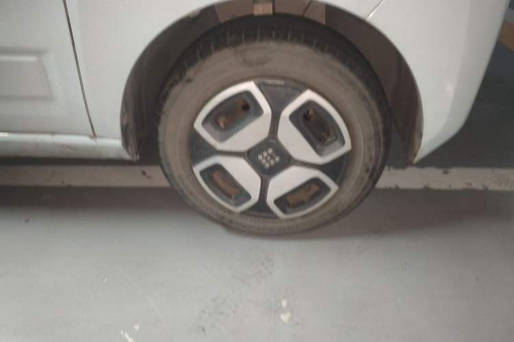 Used Dongfeng Fengon MINIEV 2022 Candy-Style Lollipop Right Front Wheel Hub