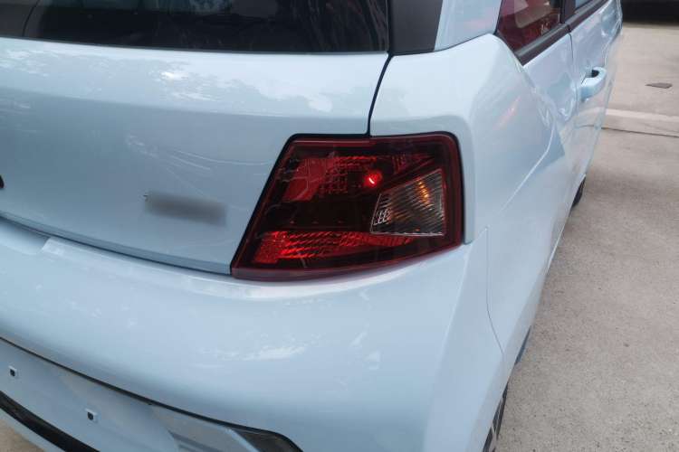 Used Dongfeng Fengon MINIEV 2022 Candy Edition Lightly Sweeted Right Rear Taillight