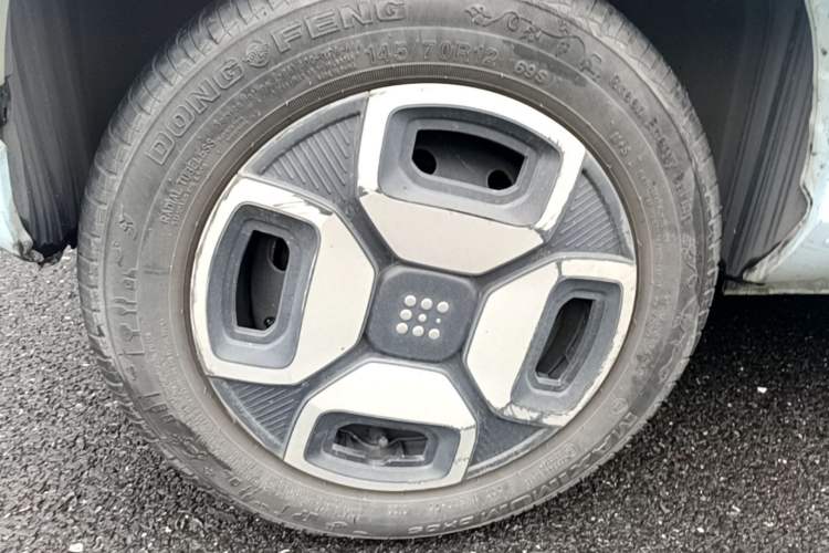 Used Dongfeng Fengon MINIEV 2022 Candy Edition Half-Sugar Right Rear Wheel Hub