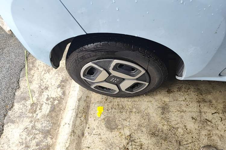 Used Dongfeng Fengon MINIEV 2022 Candy-Style Marshmallow Right Rear Wheel Hub