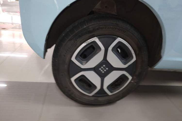 Used Dongfeng Fengon MINIEV 2022 Candy-Style Marshmallow Right Rear Wheel Hub