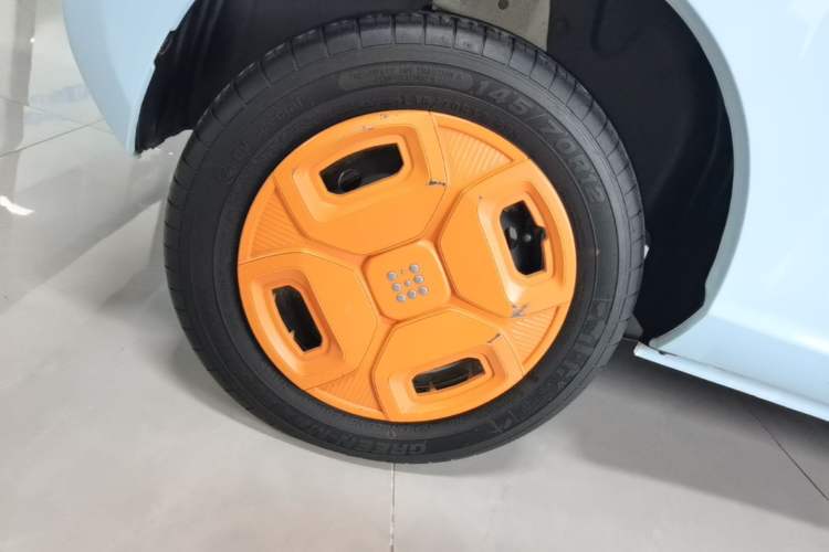 Used Dongfeng Fengon MINIEV 2022 Candy Edition - Jiuyao Version Right Rear Wheel Hub