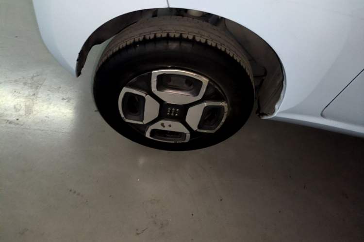 Used Dongfeng Fengon MINIEV 2022 Candy Edition Half-Sugar Right Rear Wheel Hub