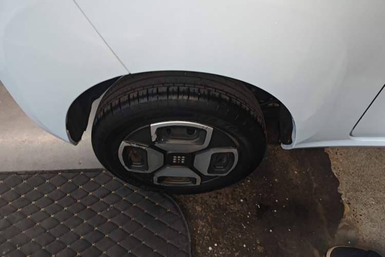 Used Dongfeng Fengon MINIEV 2022 Candy Edition Lightly Sweeted Right Rear Wheel Hub