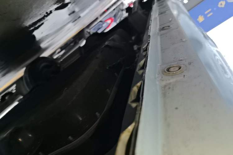 Used Dongfeng Fengon MINIEV 2022 Shishi Style Luxury Version Right Side Sill