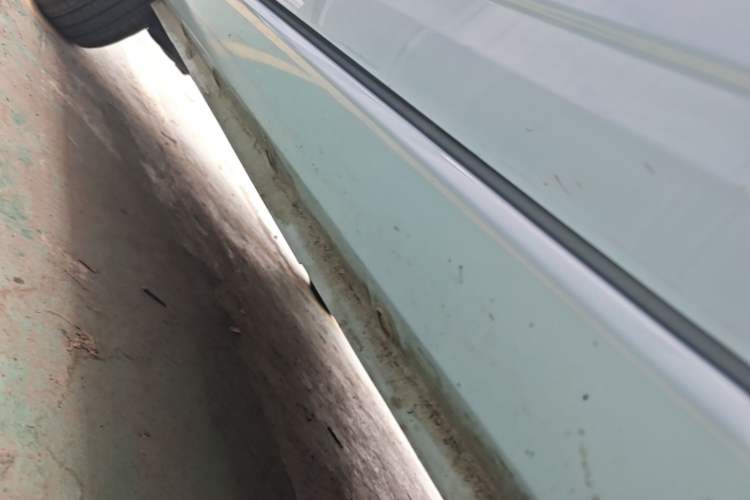 Used Dongfeng Fengon MINIEV 2022 Candy Edition Half-Sugar Right Side Sill