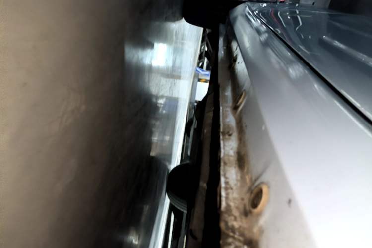 Used Dongfeng Fengon MINIEV 2022 Candy Edition Half-Sugar Right Side Sill
