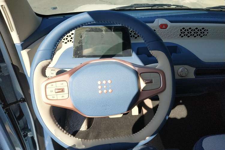 Used Dongfeng Fengon MINIEV 2022 Candy-Style Lollipop Steering Wheel