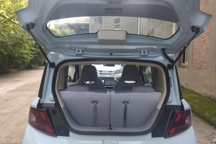 Used Dongfeng Fengon MINIEV 2022 Candy Edition Full Sugar Trunk