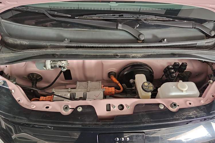 Used Dongfeng Fengon MINIEV 2022 Shishi Style Practical Version Engine Bay