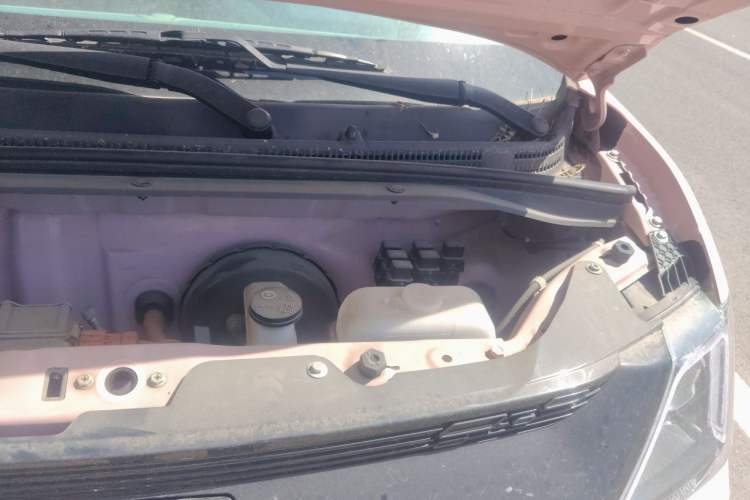 Used Dongfeng Fengon MINIEV 2022 Candy Edition Lightly Sweeted Engine Bay Left