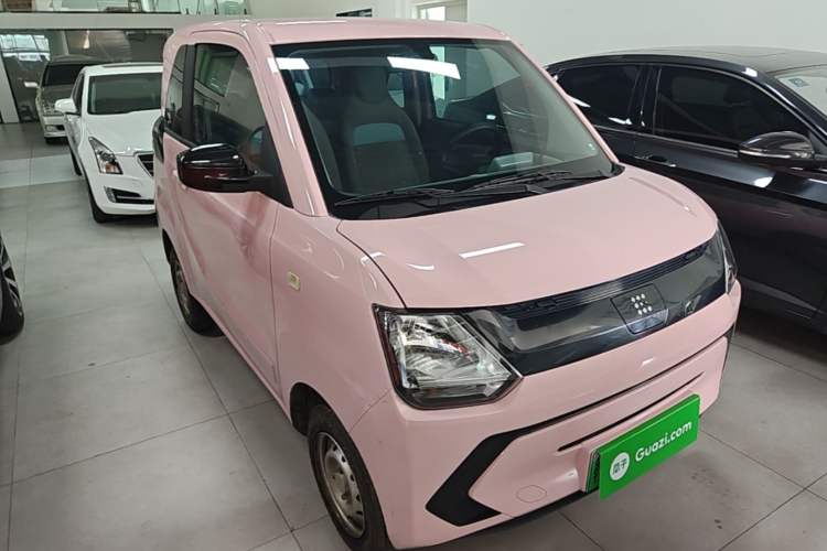 Used Dongfeng Fengon MINIEV 2022 Shishi Style Practical Version Front Right 45 Deg