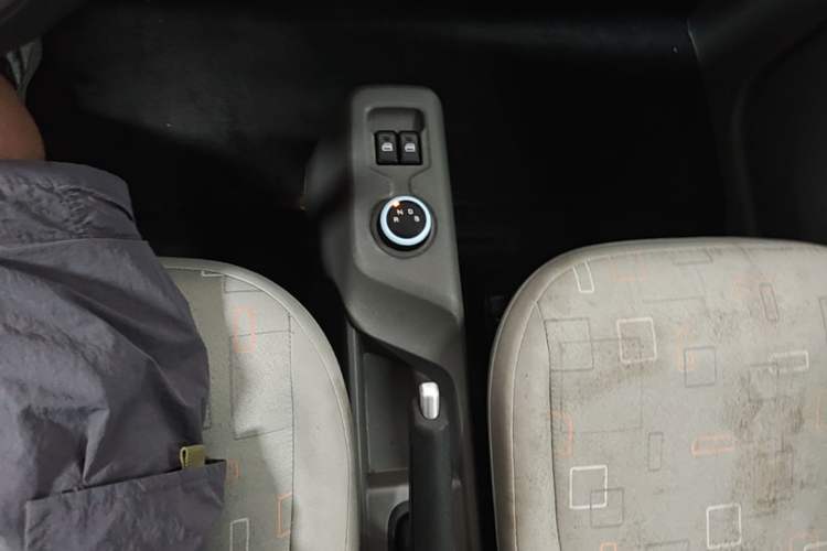 Used Dongfeng Fengon MINIEV 2022 Shishi Style Practical Version Gear Lever