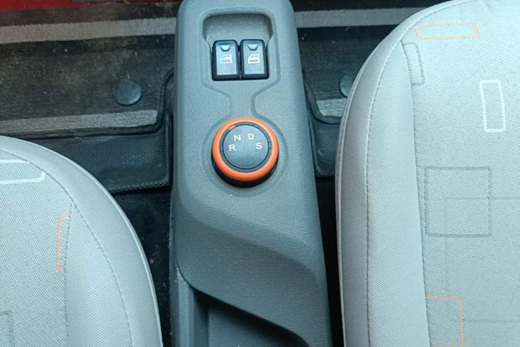 Used Dongfeng Fengon MINIEV 2022 Candy-Style Bubble Gum Gear Lever