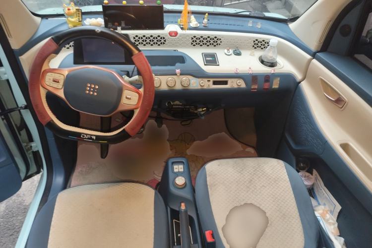 Used Dongfeng Fengon MINIEV 2022 Candy-Style Lollipop Center Console