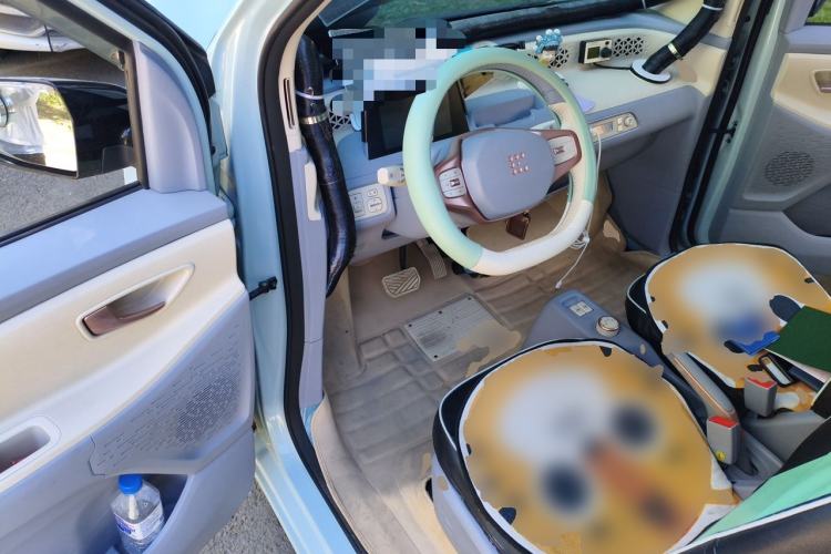 Used Dongfeng Fengon MINIEV 2022 Candy Edition Half-Sugar Driver Seat