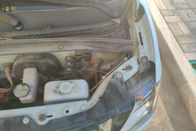 Used Dongfeng Fengon MINIEV 2022 Candy-Style Lollipop Engine Bay Left