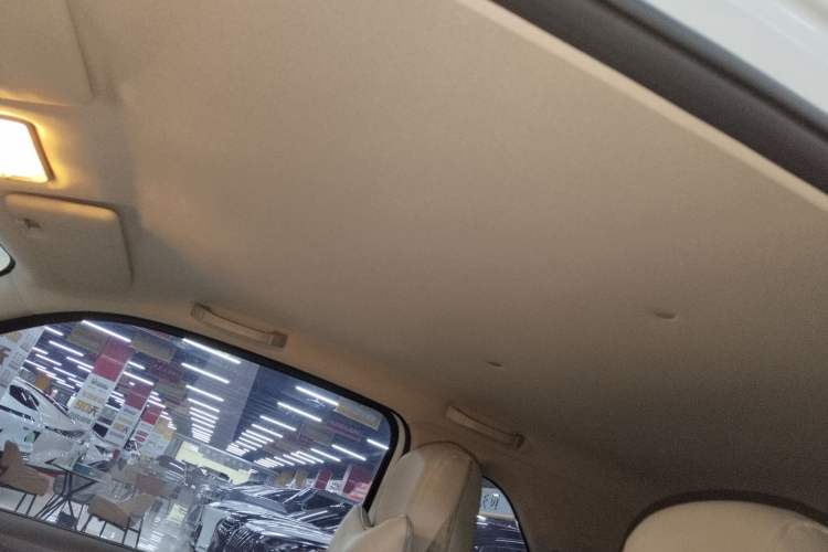 Used Dongfeng Fengon MINIEV 2022 Shishi Style Luxury Version Headliner