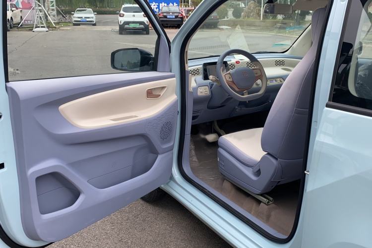Used Dongfeng Fengon MINIEV 2022 Candy Edition Lightly Sweeted Interior 2