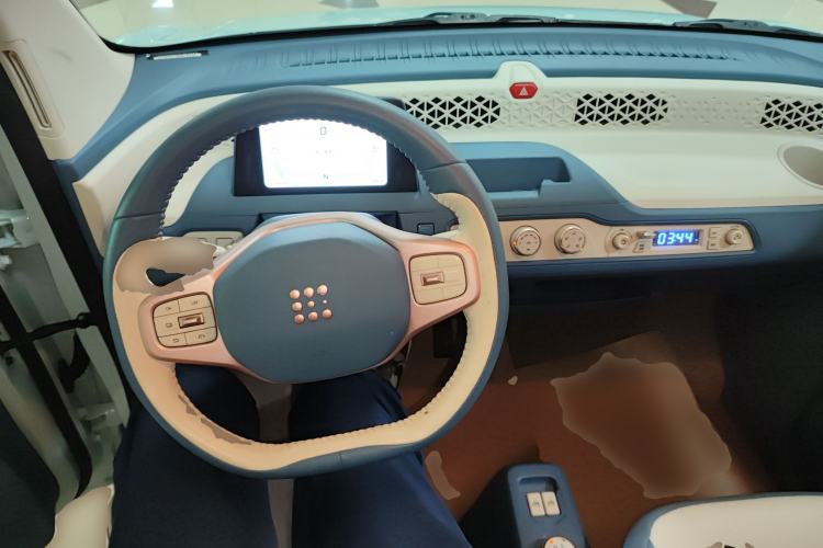 Used Dongfeng Fengon MINIEV 2022 Candy-Style Lollipop Interior 2