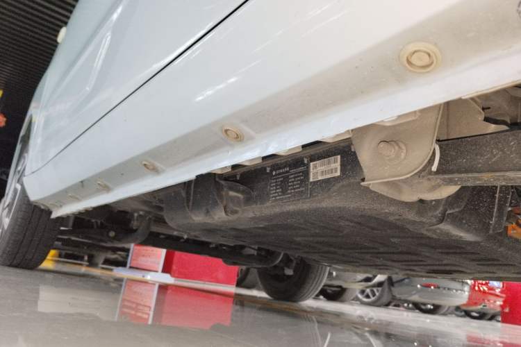 Used Dongfeng Fengon MINIEV 2022 Shishi Style Luxury Version Left Side Sill