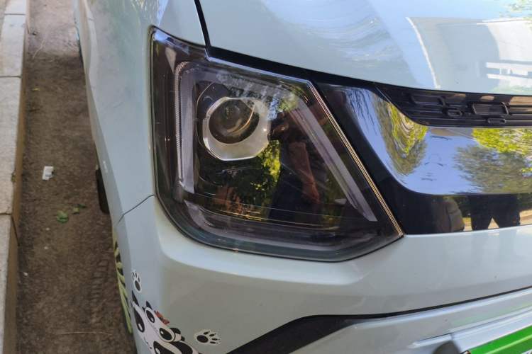 Used Dongfeng Fengon MINIEV 2022 Candy Edition Half-Sugar Right Front Headlight