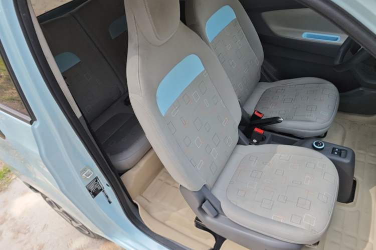Used Dongfeng Fengon MINIEV 2022 Simple Style Comfort Version Right Front Seat